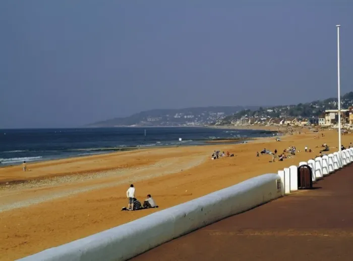 Framed Print : Seafront, Villars sur Mer, Calvados, Cote Fleurie, Normandy, France, Europe Framed Print : Seafront, Villars sur Mer, Calvados, Cote Fleurie, Normandy, France, Europe