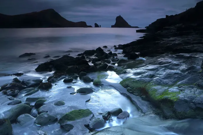 Framed Print : Seascape, Drangarnir near Bour, Vagar, Faroe Islands, Denmark, North Atlantic
