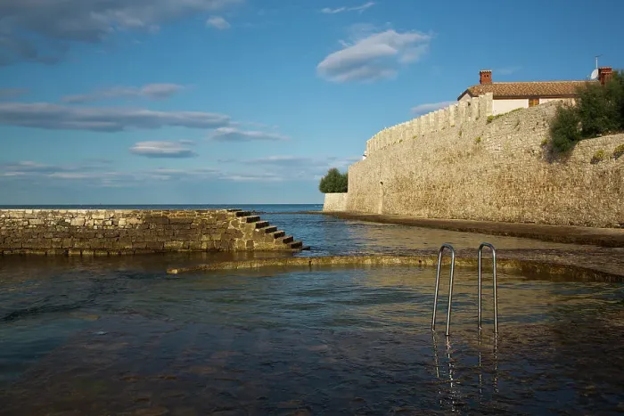 Framed Print : Seaside Swimming Area, City Outer Wall, Old Town, Novigrad, Croatia, Europe Framed Print : Seaside Swimming Area, City Outer Wall, Old Town, Novigrad, Croatia, Europe