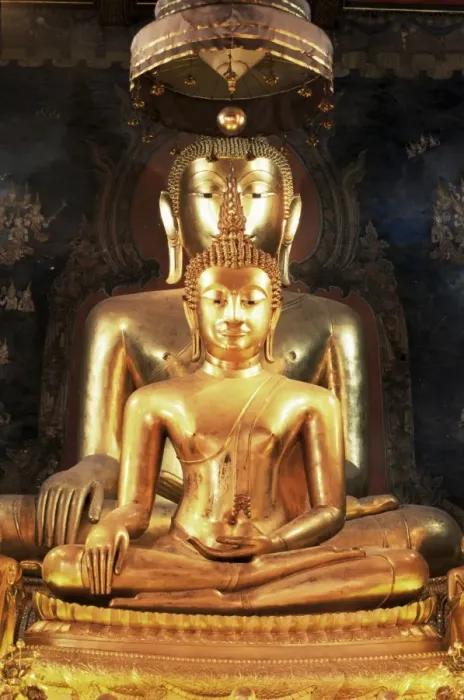 Framed Print : Seated Buddha images Framed Print : Seated Buddha images