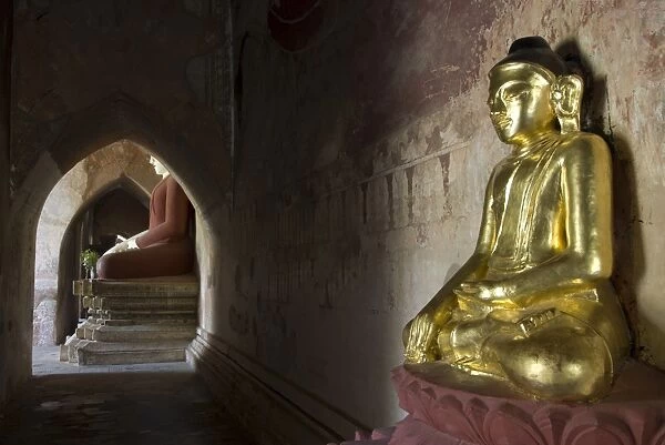 Seated Buddhas, Sulamani Pahto, Bagan (Pagan), Myanmar (Burma), Asia