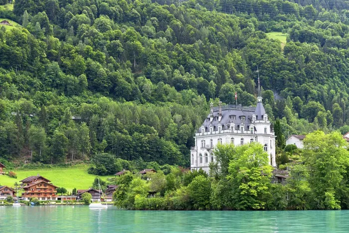 Framed Print : Seeburg Castle on Lake Brienz, Bernese Oberland, Iseltwald, Switzerland Framed Print : Seeburg Castle on Lake Brienz, Bernese Oberland, Iseltwald, Switzerland