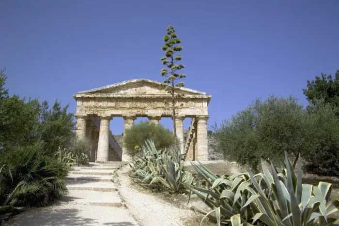 Framed Print : Segesta, Sicily, Italy, Europe Framed Print : Segesta, Sicily, Italy, Europe