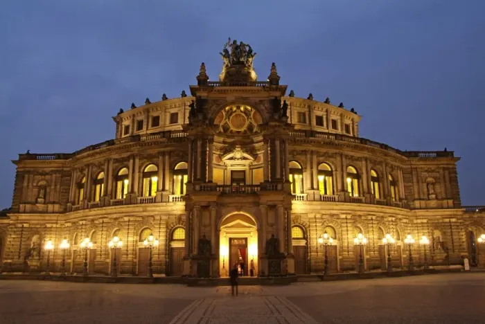 Framed Print : Semper Opera, Dresden, Saxony, Germany, Europe Framed Print : Semper Opera, Dresden, Saxony, Germany, Europe