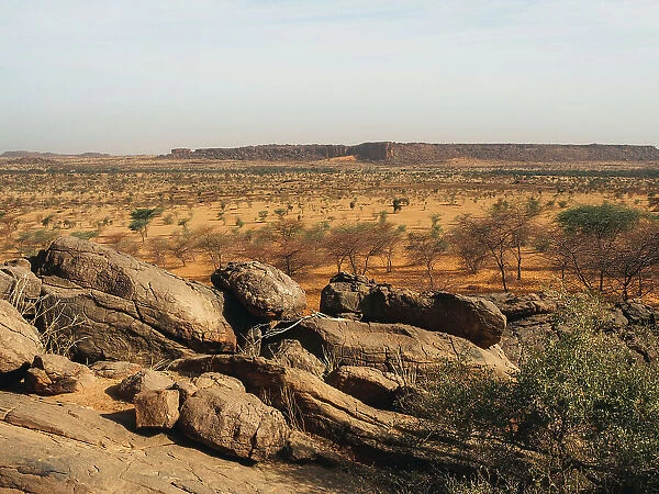 A series of rock formations between Kiffa and Ayoun, Mauritania, Sahara Desert, West Africa, Africa