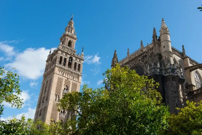 Framed Print : Sevilla Cathedral and Giralda, UNESCO World Heritage Site, Seville, Andalucia, Spain Framed Print : Sevilla Cathedral and Giralda, UNESCO World Heritage Site, Seville, Andalucia, Spain