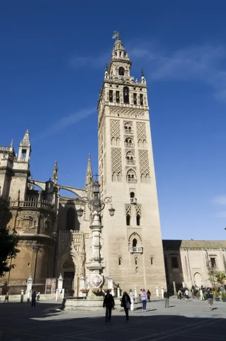 Framed Print : Seville Cathedral and La Giralda Framed Print : Seville Cathedral and La Giralda