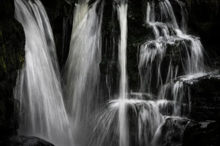 Framed Print : Sgwd y Pannwr waterfall, Pontneddfechan, Brecon Beacons, Powys, Wales, United Kingdom Framed Print : Sgwd y Pannwr waterfall, Pontneddfechan, Brecon Beacons, Powys, Wales, United Kingdom