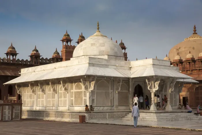 Framed Print : Shaikh Salim Chistis white marble tomb, Fatehpur Sikri, UNESCO World Heritage Site Framed Print : Shaikh Salim Chistis white marble tomb, Fatehpur Sikri, UNESCO World Heritage Site
