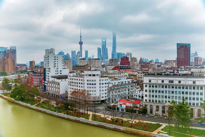 Framed Print : Shanghai city skyline by the Suzhou Creek, Shanghai, China Framed Print : Shanghai city skyline by the Suzhou Creek, Shanghai, China