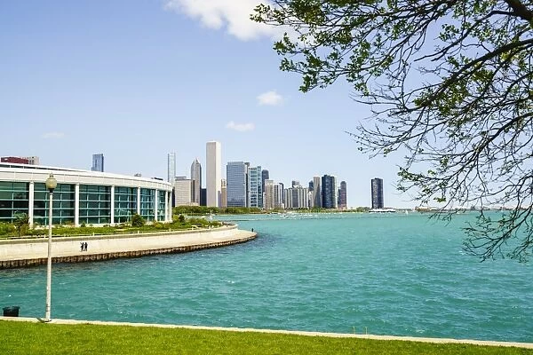 Shedd Aquarium, Lake Michigan and city skyline beyond, Chicago, Illinois, United States of America
