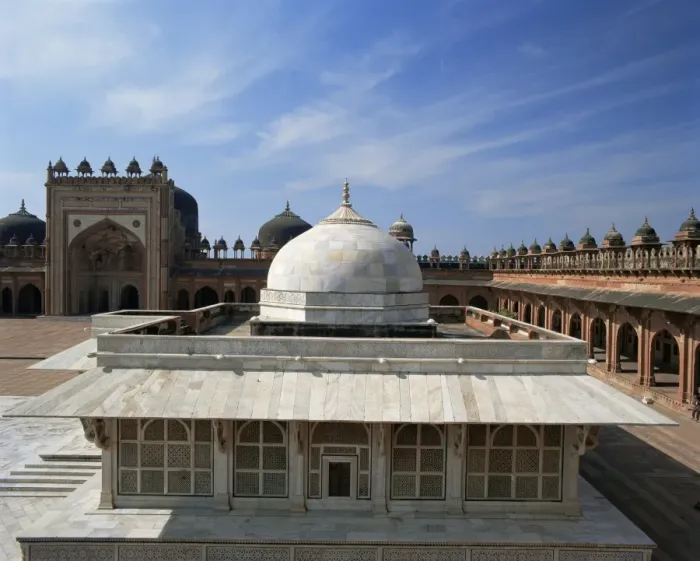 Framed Print : Sheikh Salim Chishtis tomb