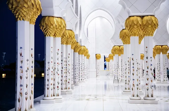 Framed Print : Detail of Sheikh Zayed Grand Mosque in Abu Dhabi, United Arab Emirates Framed Print : Detail of Sheikh Zayed Grand Mosque in Abu Dhabi, United Arab Emirates