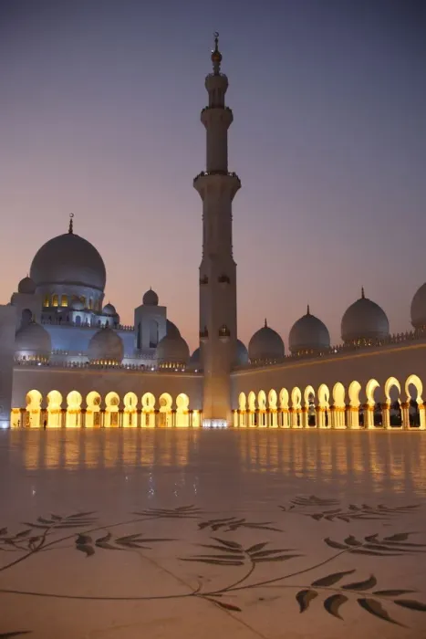 Framed Print : Sheikh Zayed Grand Mosque, the biggest mosque in the U. A. E Framed Print : Sheikh Zayed Grand Mosque, the biggest mosque in the U. A. E