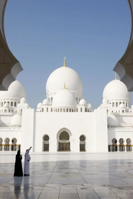 Framed Print : Sheikh Zayed Grand Mosque, the biggest mosque in the U. A. E Framed Print : Sheikh Zayed Grand Mosque, the biggest mosque in the U. A. E