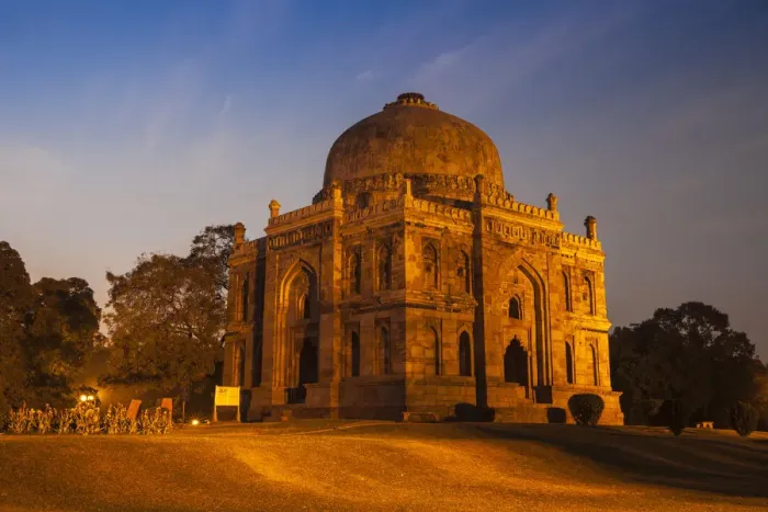 Framed Print : Shish Gumbad Tomb, Lodi Gardens, New Delhi, Delhi, India, Asia Framed Print : Shish Gumbad Tomb, Lodi Gardens, New Delhi, Delhi, India, Asia