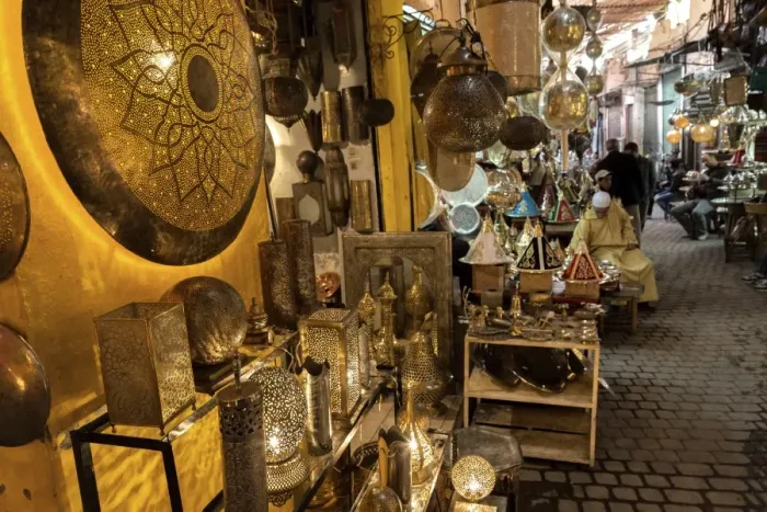Framed Print : Shop selling traditional metal lamps and trays in the souks, Marrakech, Morocco, North Africa, Africa
