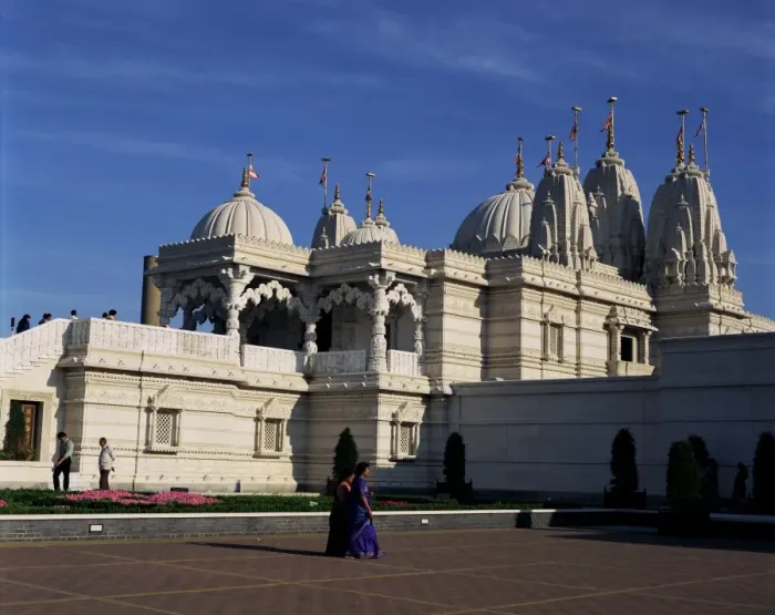 Framed Print : The Shree Swaminarayan Mandir Temple, Neasden, London, England, United Kingdom, Europe Framed Print : The Shree Swaminarayan Mandir Temple, Neasden, London, England, United Kingdom, Europe