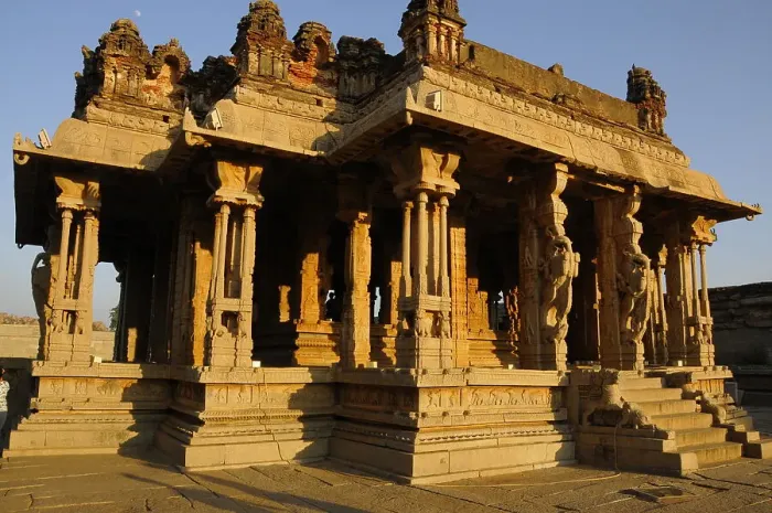 Framed Print : Shree Vijaya Vitthala Temple, Hampi, UNESCO World Heritage Site, Karnataka, India, Asia Framed Print : Shree Vijaya Vitthala Temple, Hampi, UNESCO World Heritage Site, Karnataka, India, Asia