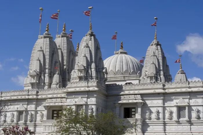 Framed Print : Shri Swaminarayan Mandir, Hindu temple in Neasden, London, England, United Kingdom Framed Print : Shri Swaminarayan Mandir, Hindu temple in Neasden, London, England, United Kingdom