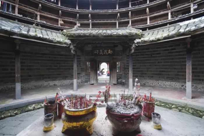 Framed Print : A shrine in a Hakka Tulou round earth building, UNESCO World Heritage Site Framed Print : A shrine in a Hakka Tulou round earth building, UNESCO World Heritage Site