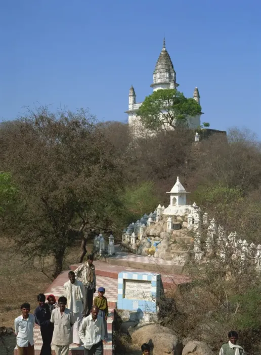 Framed Print : Shrine and Jain temple on hillside, Sonagiri, Madhya Pradesh state, India, Asia Framed Print : Shrine and Jain temple on hillside, Sonagiri, Madhya Pradesh state, India, Asia