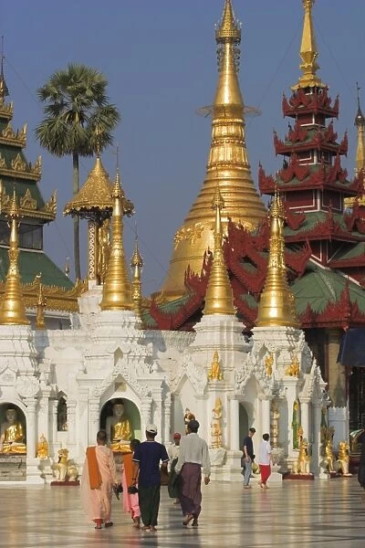 Shrines at Shwedagon Paya, Yangon, (Rangoon), Myanmar (Burma), Asia