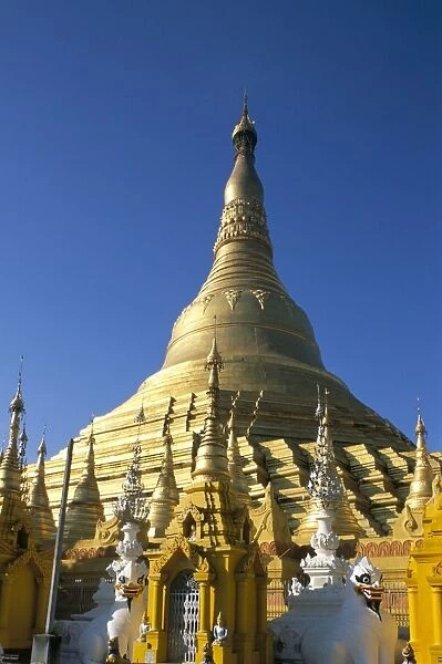Shwedagon Pagoda with surrounding shrines, Yangon (Rangoon), Myanmar (Burma), Asia