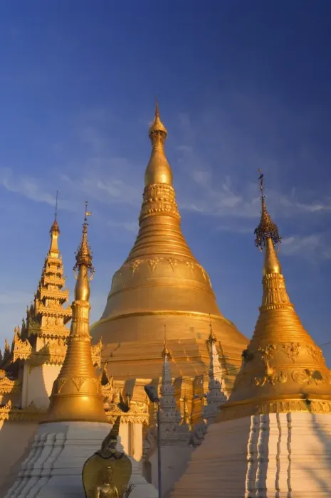 Framed Print : Shwedagon Pagoda, Yangon (Rangoon), Myanmar (Burma), Asia Framed Print : Shwedagon Pagoda, Yangon (Rangoon), Myanmar (Burma), Asia