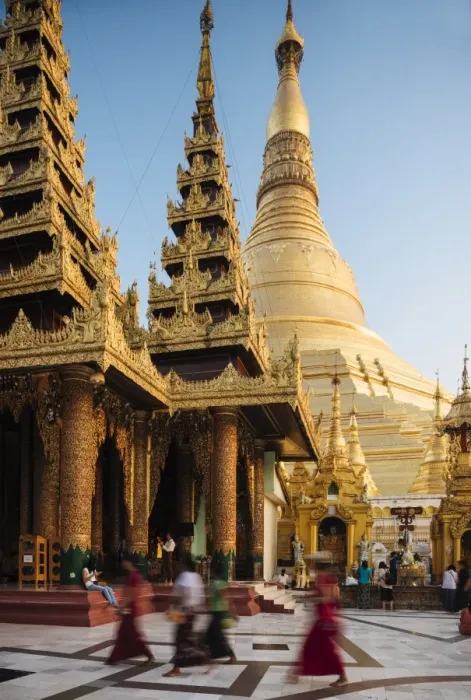 Framed Print : Shwedagon Pagoda, Yangon (Rangoon), Myanmar (Burma), Asia Framed Print : Shwedagon Pagoda, Yangon (Rangoon), Myanmar (Burma), Asia