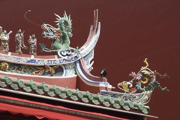 Detail of the Sian Chai Kang Temple in Chinatown