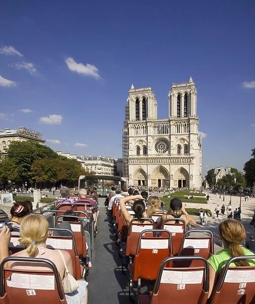 Sightseeing, Notre Dame, Paris, France, Europe