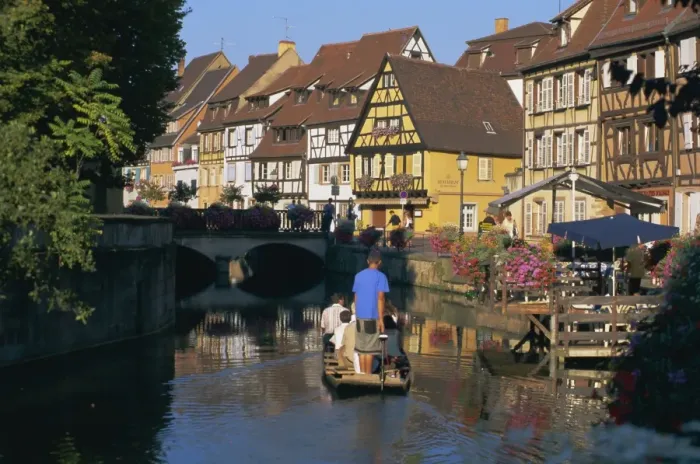 Framed Print : Sightseeing in Petite Venise, Colmar, Haut-Rhin, Alsace, France, Europe Framed Print : Sightseeing in Petite Venise, Colmar, Haut-Rhin, Alsace, France, Europe