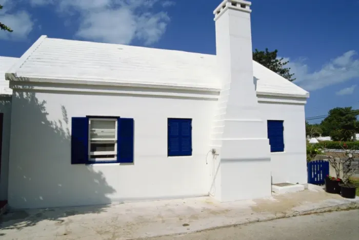 Framed Print : Single storey house, Bermuda, Atlantic Ocean, Central America Framed Print : Single storey house, Bermuda, Atlantic Ocean, Central America