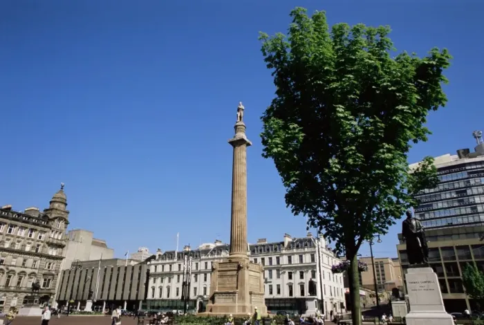 Framed Print : Sir Walter Scott column Framed Print : Sir Walter Scott column