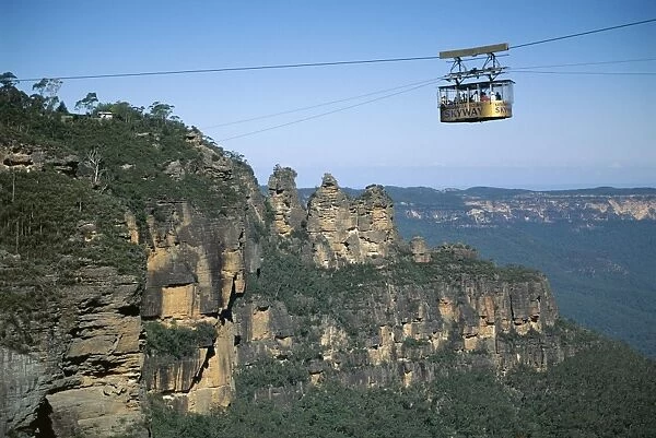 The Three Sisters and scenic skyway, Katoomba, the Blue Mountains, UNESCO World Heritage Site