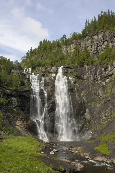 Skjervefossen waterfall, near Voss, Hordaland, Norway, Scandinavia, Europe