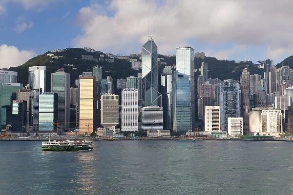 Skyline of Central, Hong Kong Island, from Victoria Harbour, Hong Kong, China, Asia