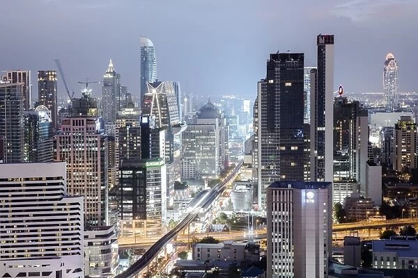 Skyline showing the Skytrain and city centre around Sukhumvit Road and Chit Lom, Bangkok