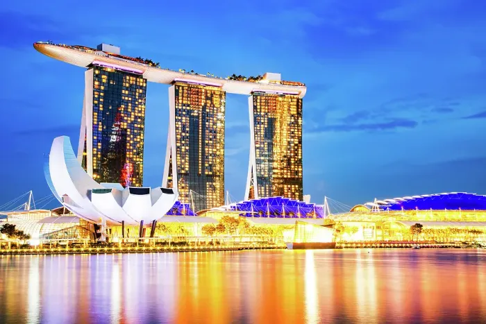 Framed Print : Skyline of Singapore Marina Bay at night with Marina Bay Sands, Art Science museum and tourist boats, Singapore Framed Print : Skyline of Singapore Marina Bay at night with Marina Bay Sands, Art Science museum and tourist boats, Singapore