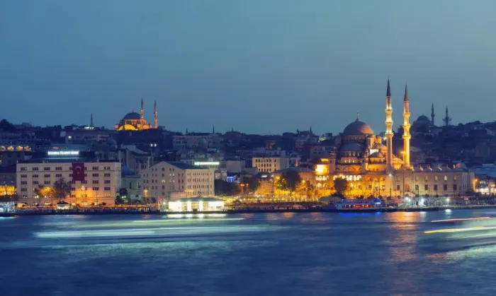 Framed Print : Skyline and Suleymaniye Mosque, Bosphorus, Istanbul, Turkey, Europe Framed Print : Skyline and Suleymaniye Mosque, Bosphorus, Istanbul, Turkey, Europe