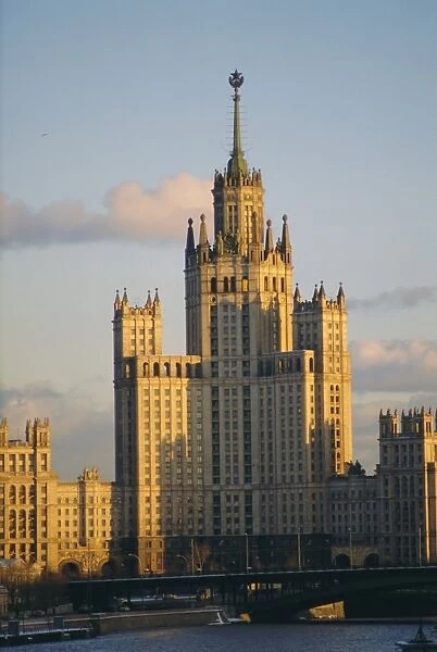 Skyscraper by the Moskva River