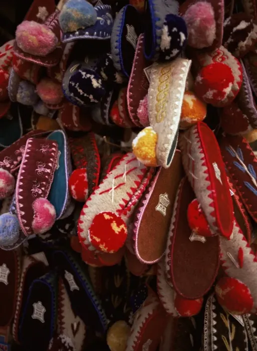 Framed Print : Slippers, Nafplion (Nafplio) Framed Print : Slippers, Nafplion (Nafplio)