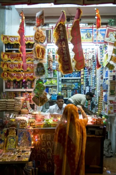 Framed Print : Small shop selling Diwali festival decorations, Udaipur, Rajasthan, India, Asia Framed Print : Small shop selling Diwali festival decorations, Udaipur, Rajasthan, India, Asia
