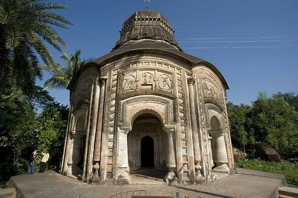 Small village temple, Baranagar, rural West Bengal, India, Asia
