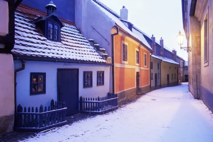 Framed Print : Snow covered 16th century cottages of Golden Lane (Zlata Ulicka) in winter twilight Framed Print : Snow covered 16th century cottages of Golden Lane (Zlata Ulicka) in winter twilight