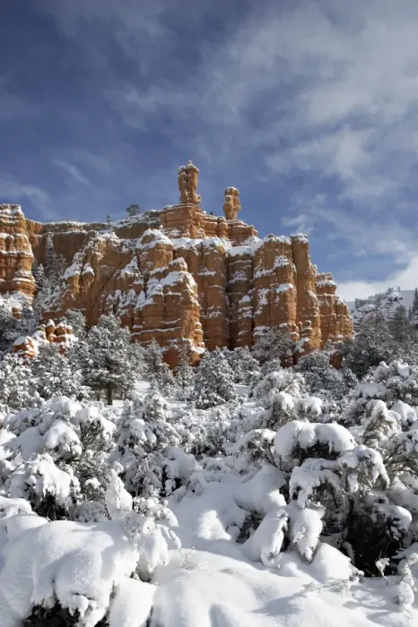 Framed Print : Snow-covered red rock formations Framed Print : Snow-covered red rock formations
