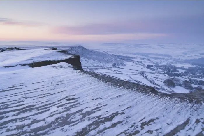 Framed Print : Snow at dawn, Froggatt Edge, Peak District, Derbyshire, England, UK Framed Print : Snow at dawn, Froggatt Edge, Peak District, Derbyshire, England, UK