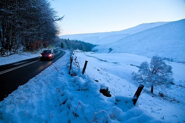 Snow scene on Snake Pass, Peak District National Park, Derbyshire, England, United Kingdom, Europe