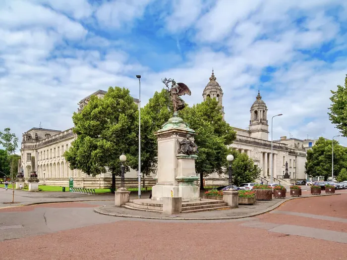Framed Print : South African War Memorial and Cardiff Crown Court, Cardiff, Wales, United Kingdom, Europe Framed Print : South African War Memorial and Cardiff Crown Court, Cardiff, Wales, United Kingdom, Europe